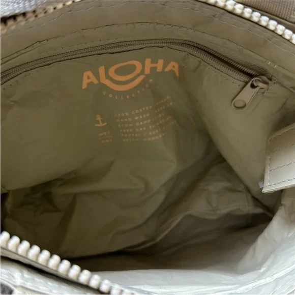 ALOHA COLLECTION CROSSBODY - Picture 3 of 4